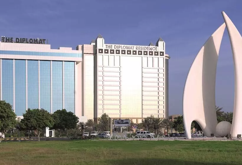 The Diplomat Radisson Blu Hotel Residence & Spa