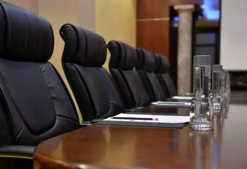 The Diplomat Radisson Blu Hotel Residence & Spa