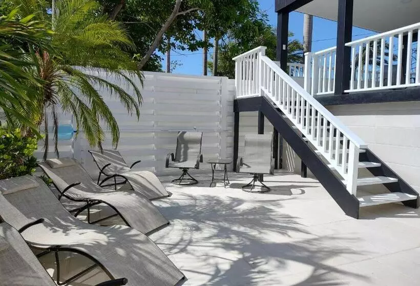 فندق The Great House Inn