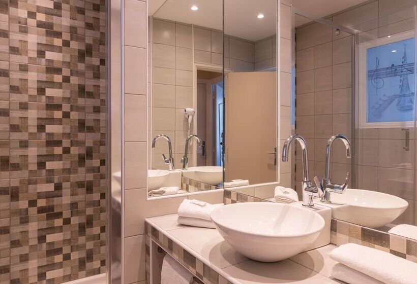 ホテル Hôtel Les Nations The Originals Boutique Vichy