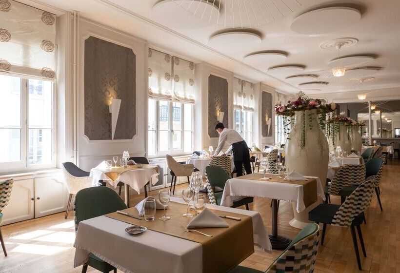 ホテル Hôtel Les Nations The Originals Boutique Vichy