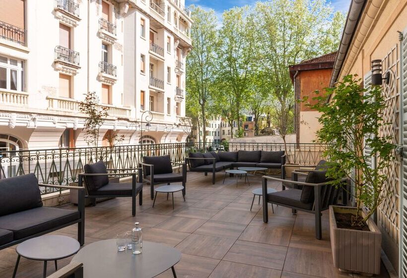 ホテル Hôtel Les Nations The Originals Boutique Vichy