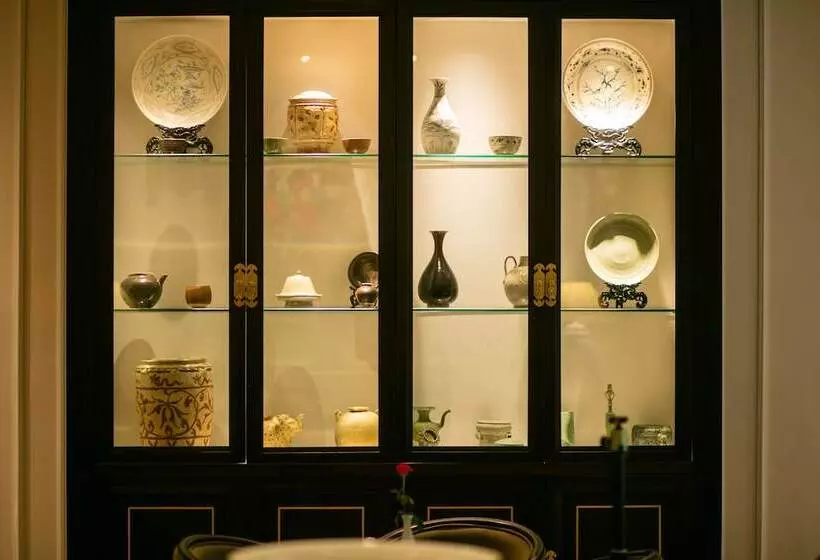 ホテル Zephyr Suites Boutique