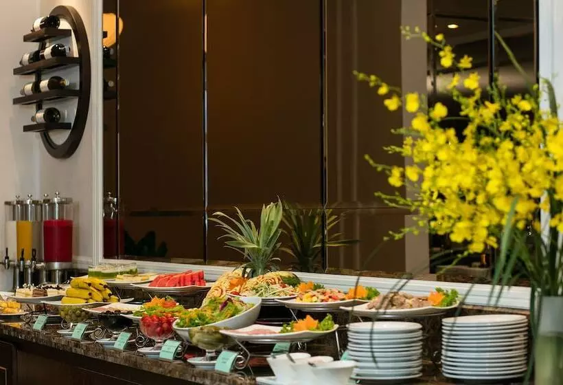 ホテル Zephyr Suites Boutique