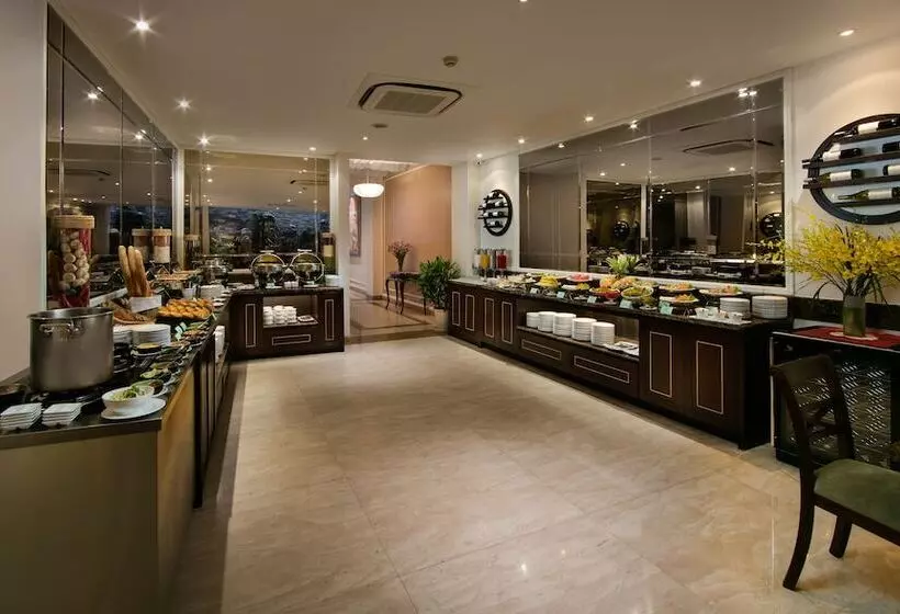 ホテル Zephyr Suites Boutique