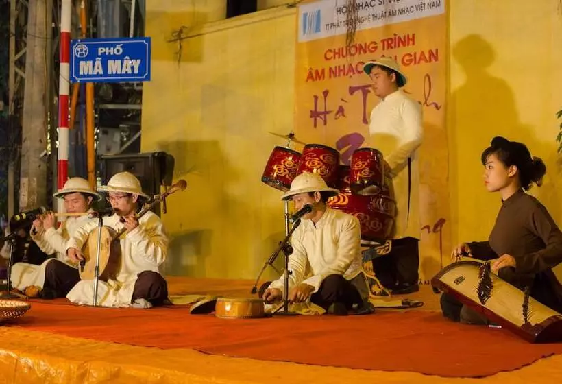 ホテル Zephyr Suites Boutique
