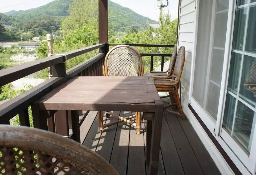 Hotelli Geum Dang Lodge