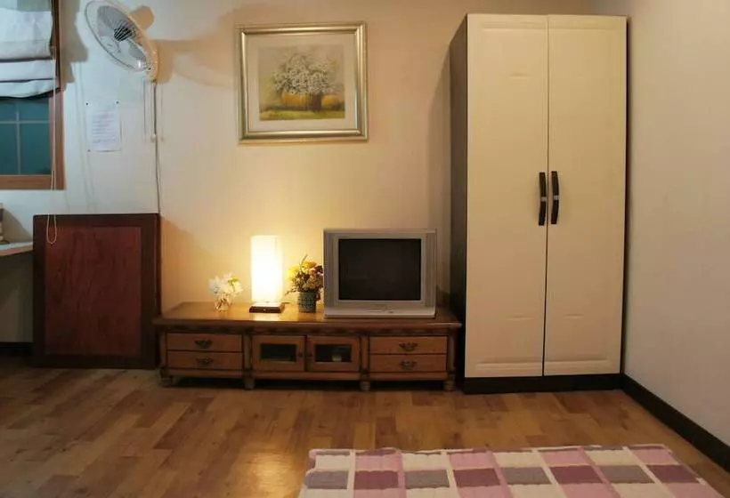 Hotelli Geum Dang Lodge