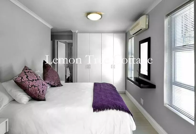 Hotelli Lemon Tree Cottage