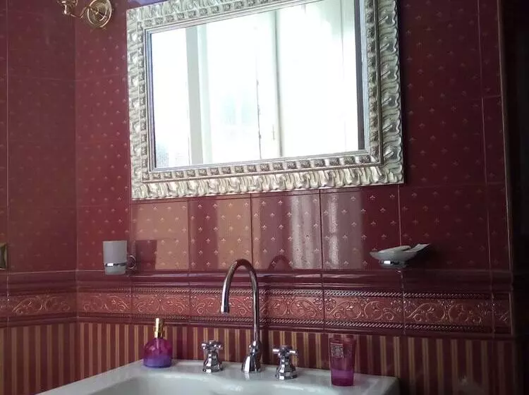 Aamiaismajoitus (B&B) La Dimora Del Giurista