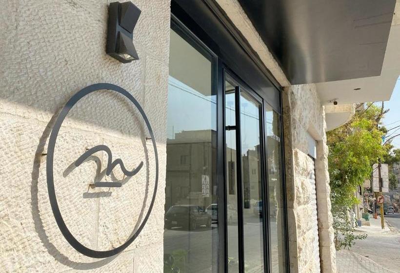 تختخواب و صبحانه Nu Fifty Two