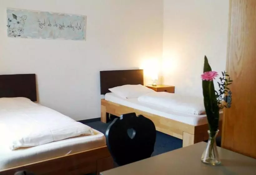 Aamiaismajoitus (B&B) Pension Tanne