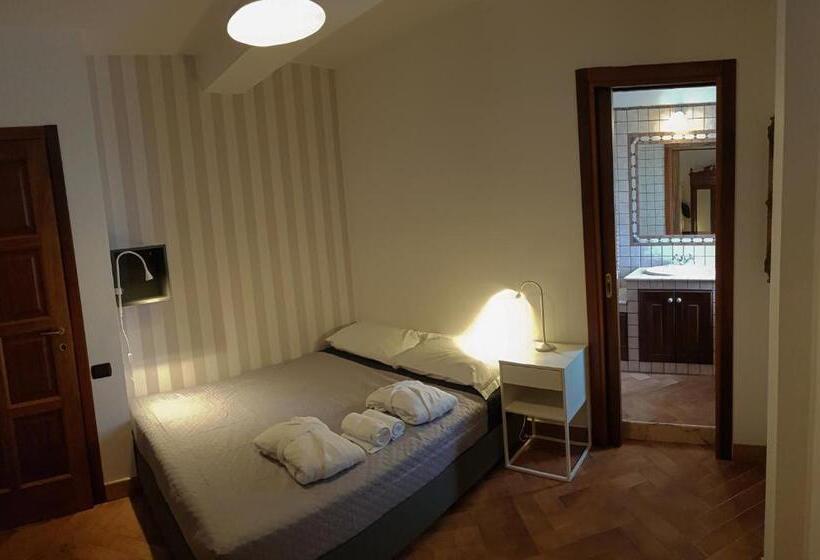 مبيت وإفطار Villa Cipriano