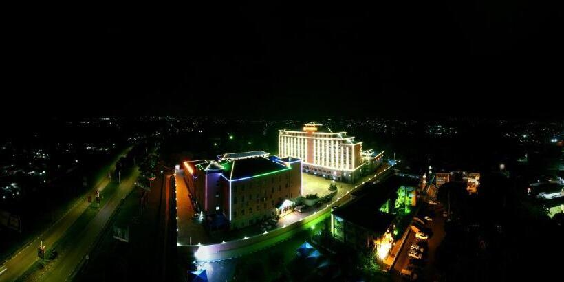 Golden Peacock Hotel Blantyre