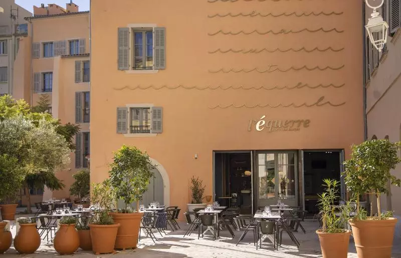 ホテル L'eautel Toulon Centre Port