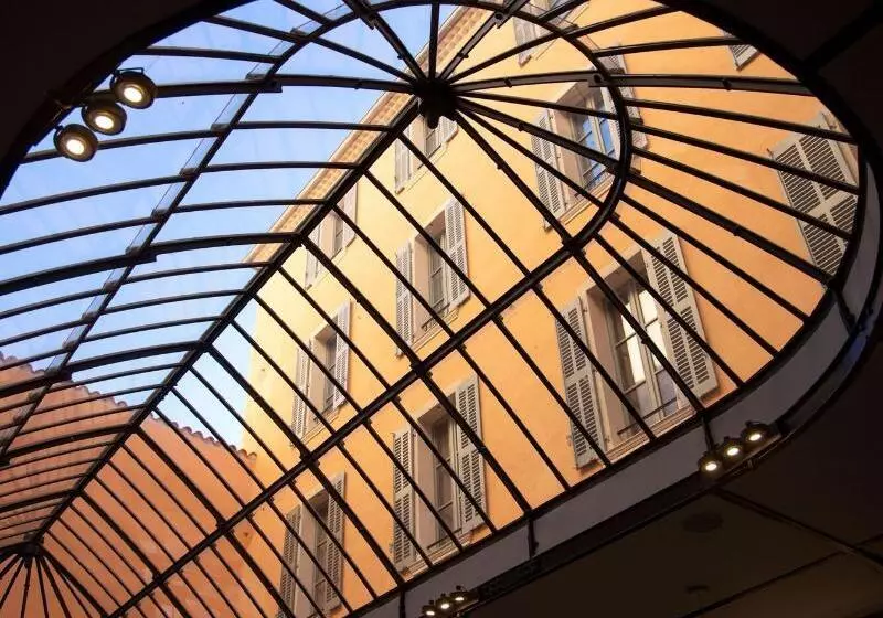 ホテル L'eautel Toulon Centre Port