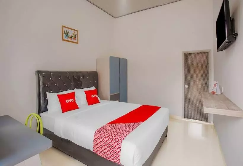 ホテル Oyo 3839 Wisma Bambu Syariah