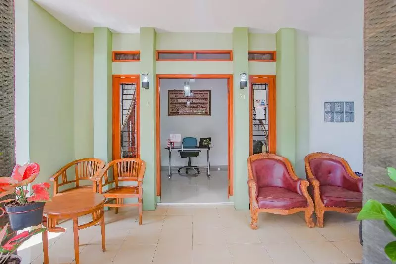 ホテル Oyo 3839 Wisma Bambu Syariah
