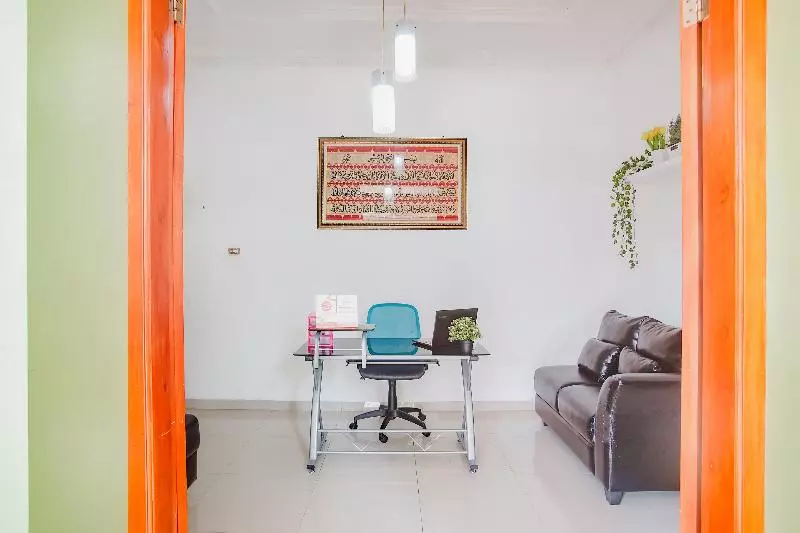 ホテル Oyo 3839 Wisma Bambu Syariah