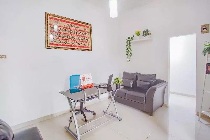 ホテル Oyo 3839 Wisma Bambu Syariah