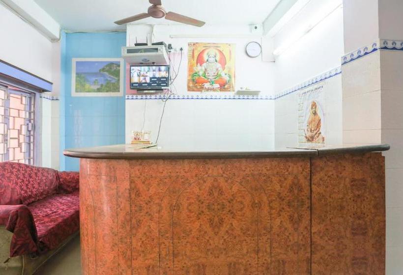 هتل Oyo 73491 Rj Villa