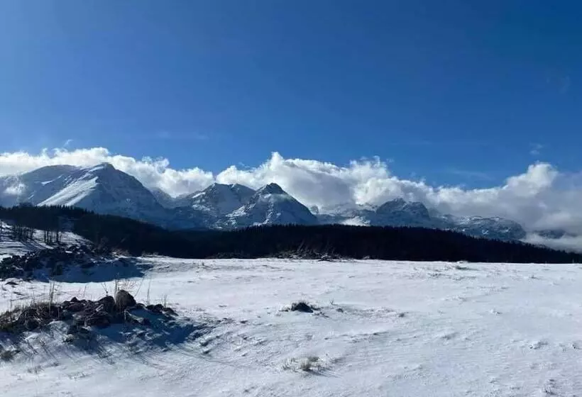 پانسیون Bungalows And Rooms Ivan