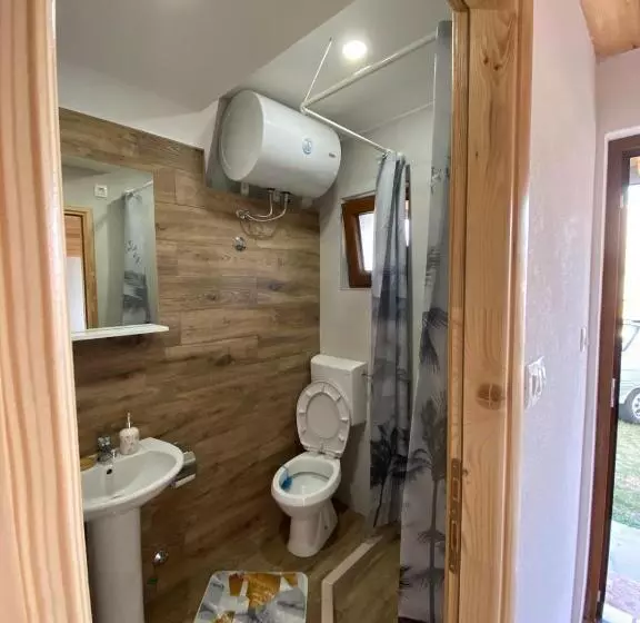 پانسیون Bungalows And Rooms Ivan