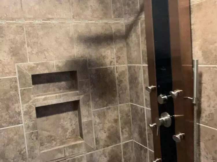 Majatalo Deer Run Lodging House