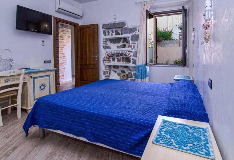 پانسیون Room Tortoli