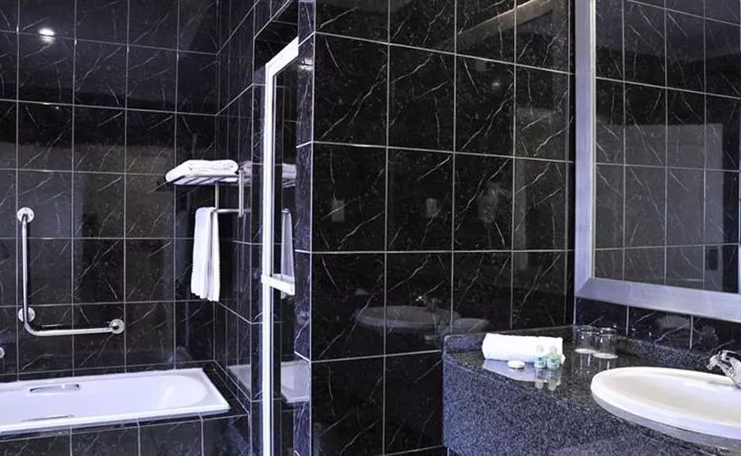 Birchwood Executive Hotel