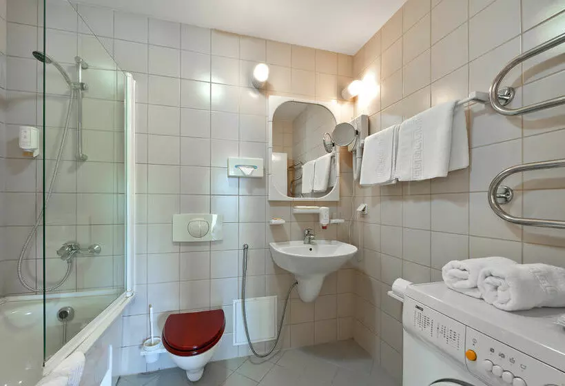 Hotelli Barbacan Apartments