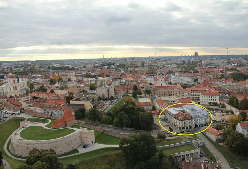 Hotelli Barbacan Apartments