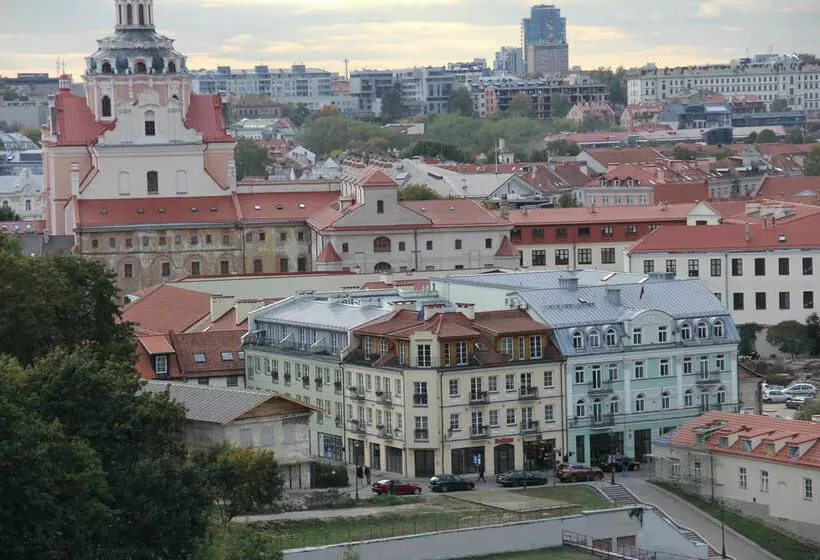 Hotelli Barbacan Apartments