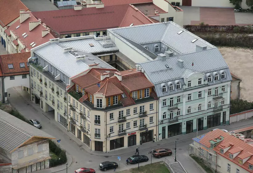 Hotelli Barbacan Apartments