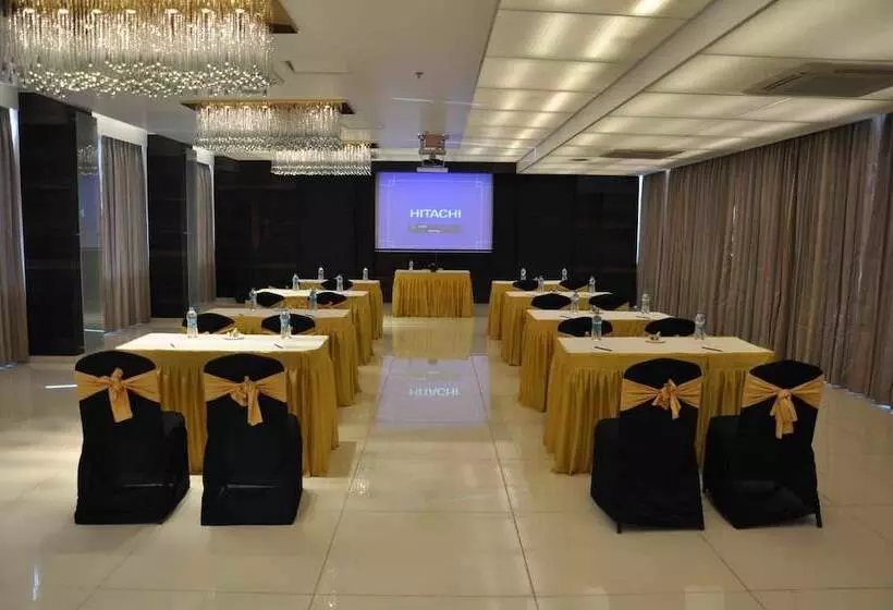 هتل Comfort Inn Sunset