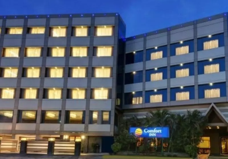 Hotelli Comfort Inn Sunset