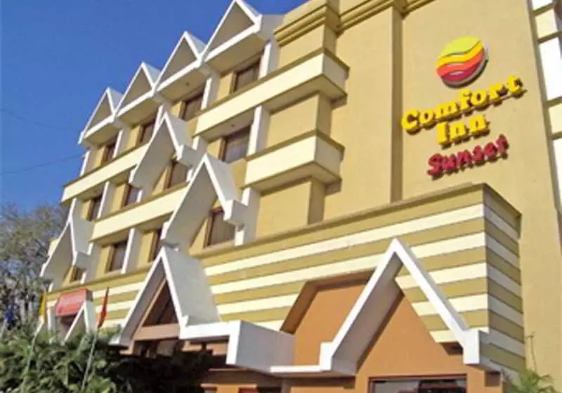 Hotelli Comfort Inn Sunset