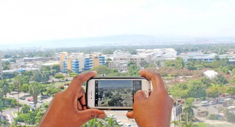 Courtleigh Hotel & Suites