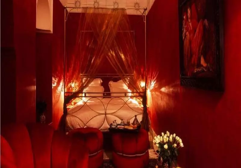 هتل Dar Les Cigognes