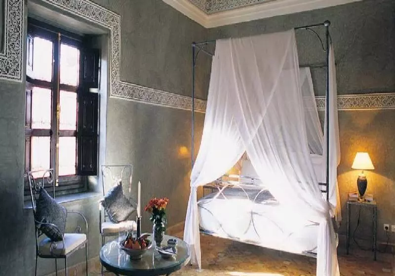 هتل Dar Les Cigognes