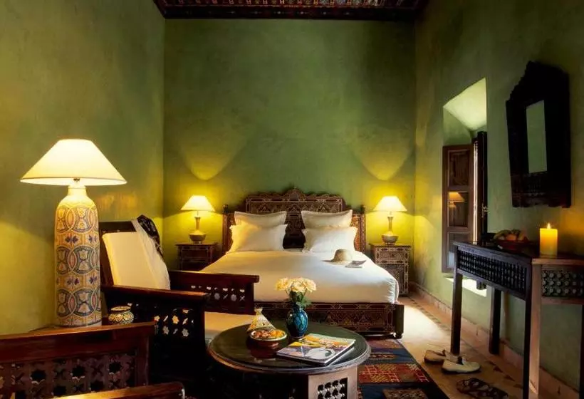 هتل Dar Les Cigognes