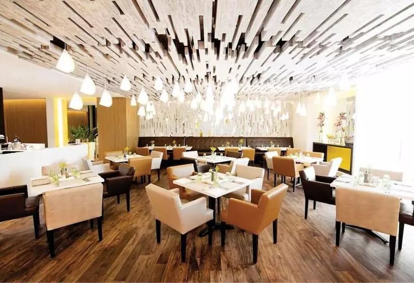 Tikal Futura Hotel & Convention Center