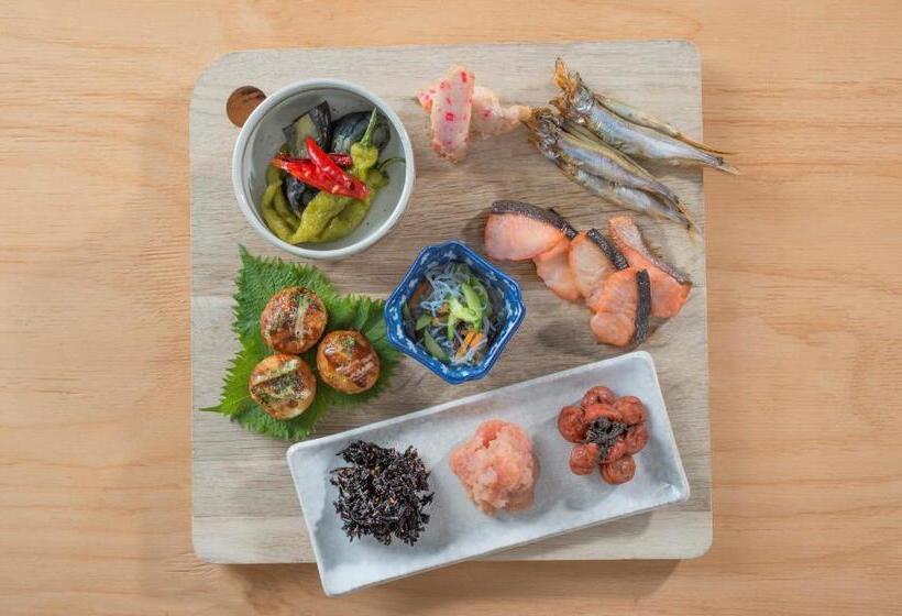 בית מלון כפרי Mystays Shin Osaka Conference Center