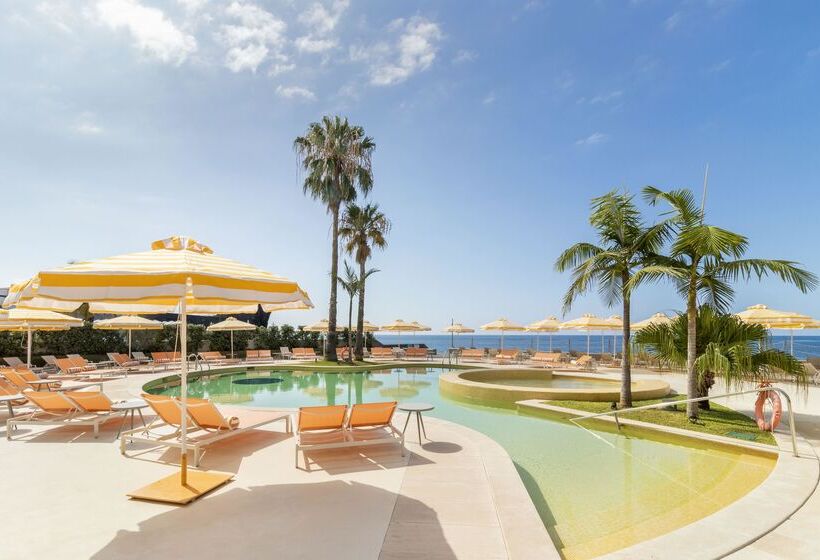 هتل Next by Savoy Signature