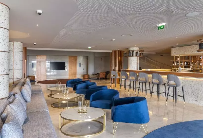 فندق Next by Savoy Signature