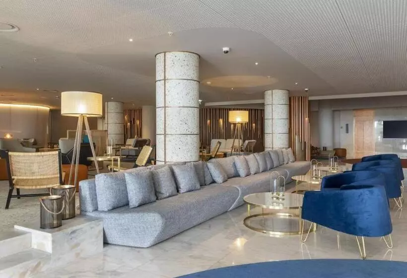 فندق Next by Savoy Signature