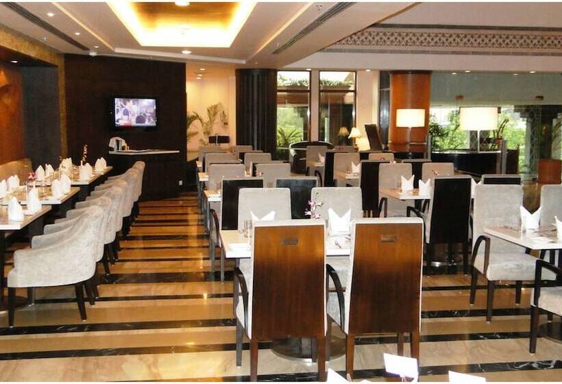 هتل Park Plaza, Ludhiana