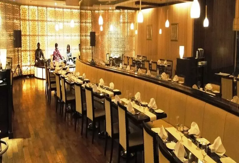 هتل Park Plaza, Ludhiana