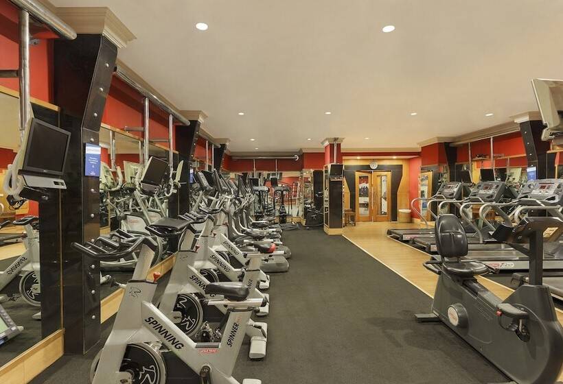 هتل Park Plaza, Ludhiana