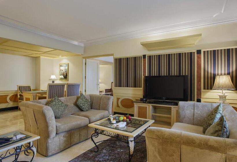 هتل Park Plaza, Ludhiana